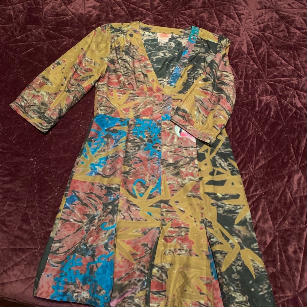 Multi color dress. Like New only worn 1 time.